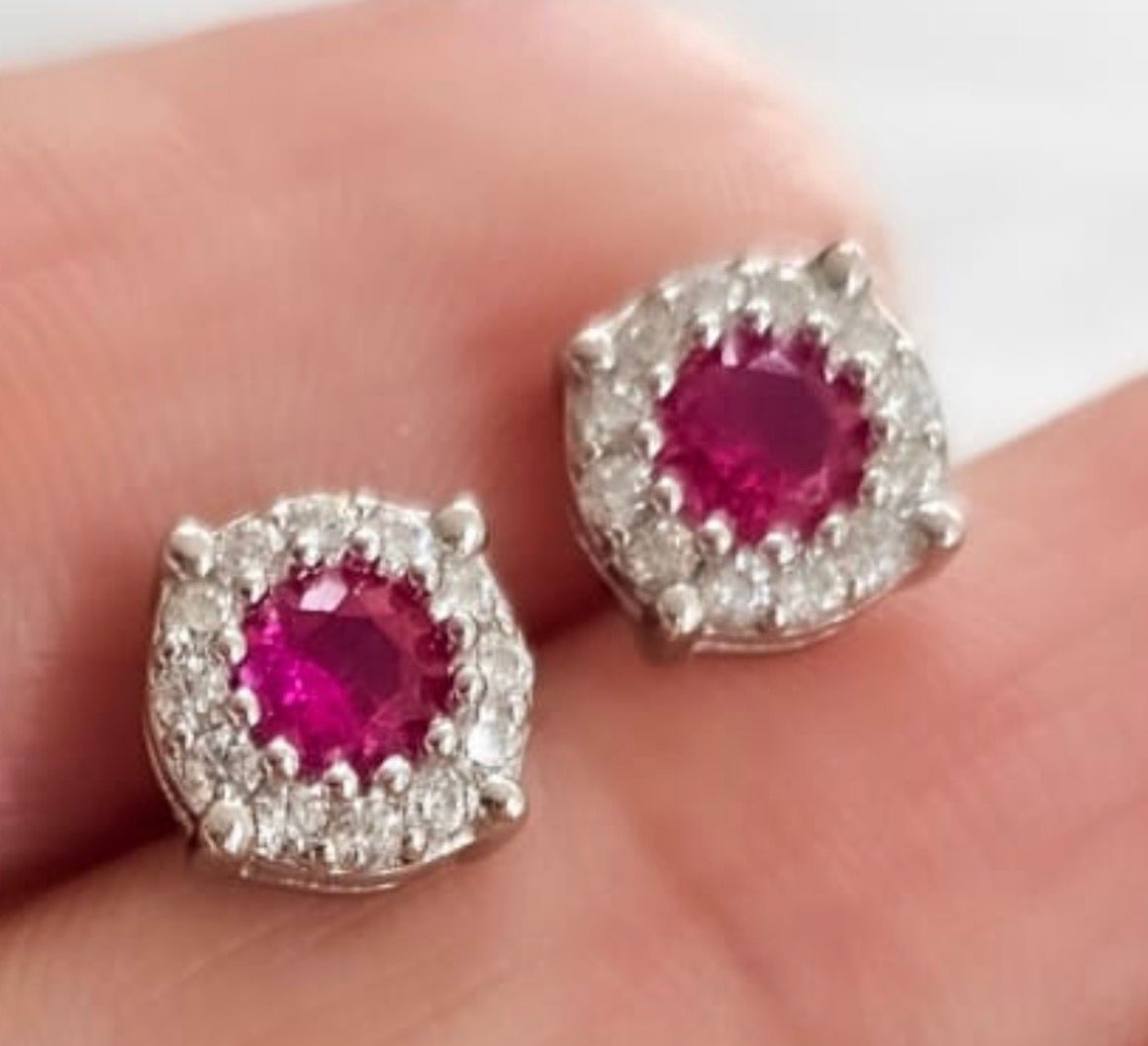 TOPOS EN PLATA FUSHIA 